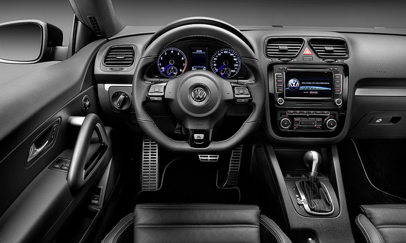 Illustration for article titled 2010 VW Scirocco R: 265 HP Nürburgring-Shredding Hot Hatch
